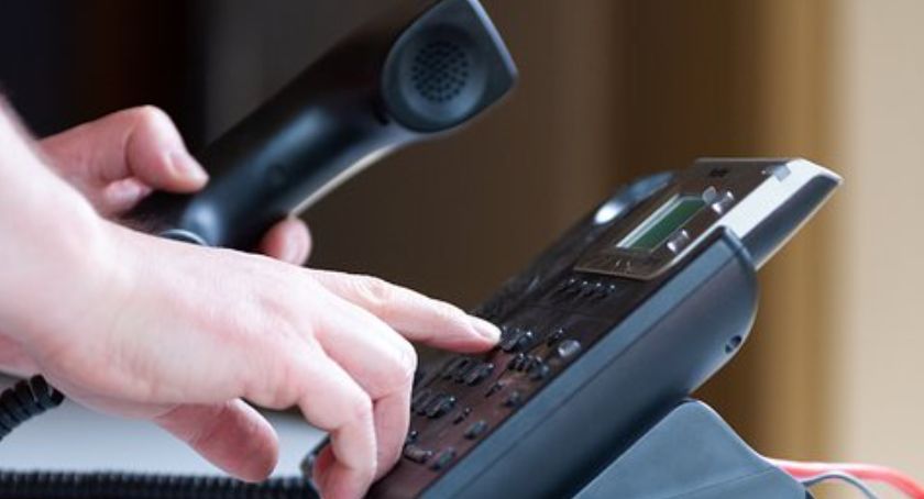 Umów się telefonicznie na wizytę w ZUS
