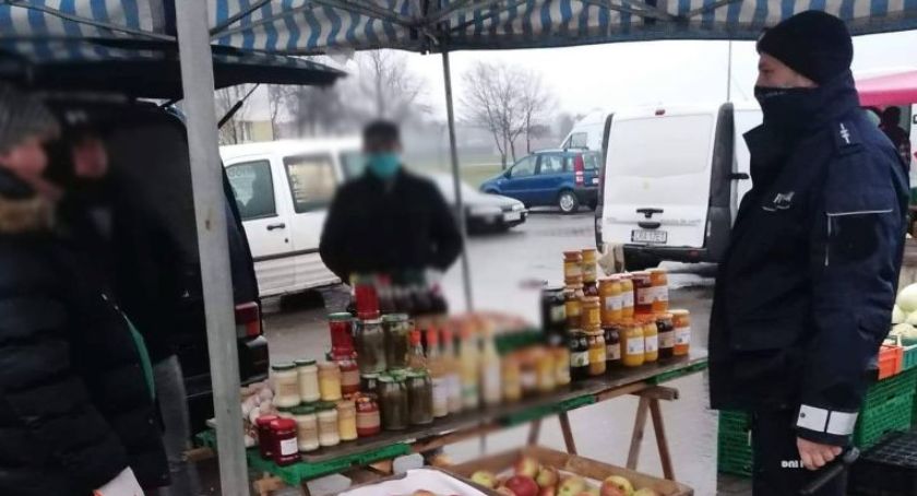 Policja kontrolowała targowiska