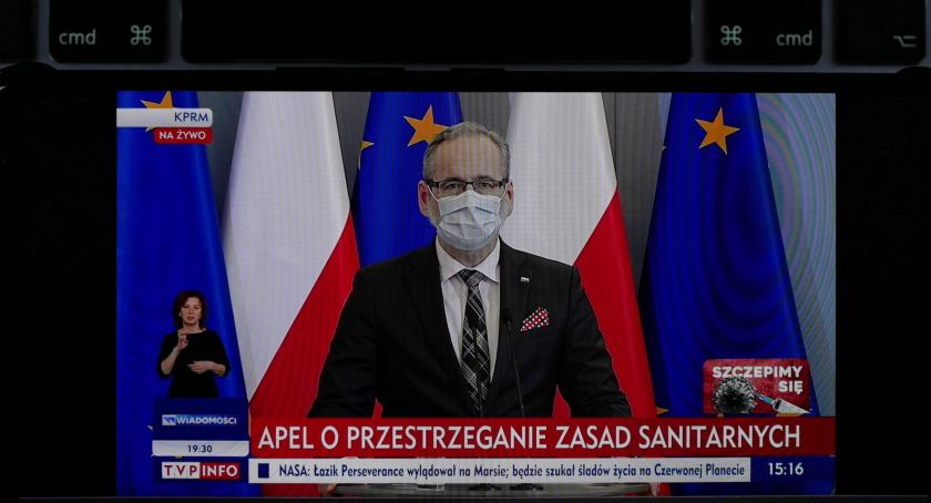 Niedzielski: trzecia fala pandemii już jest w Polsce; pytanie, jakie osiągnie rozmiary