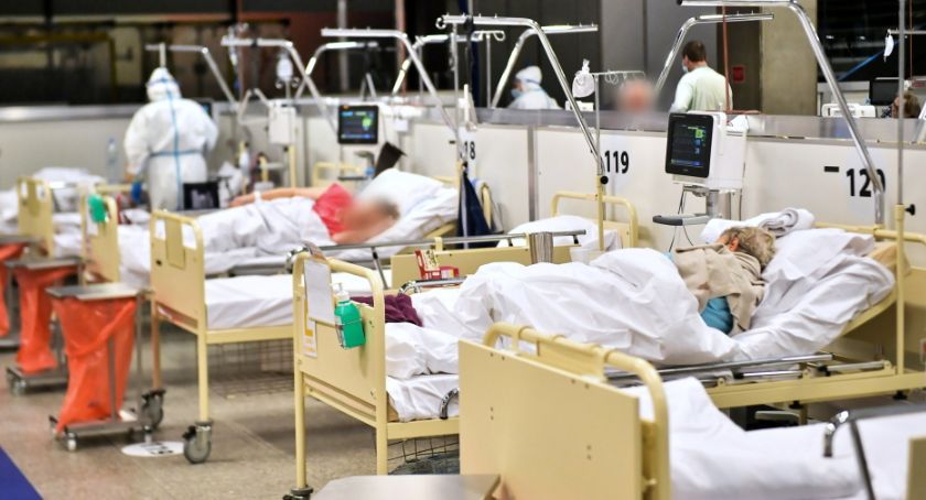 Ministerstwo Zdrowia: 17 260 nowych zakażeń koronawirusem, najwięcej w tym roku