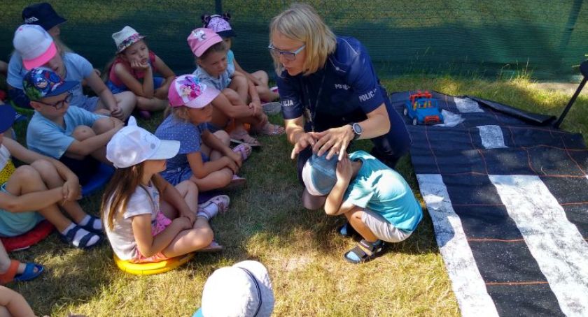 Policjanci odwiedzili przedszkole