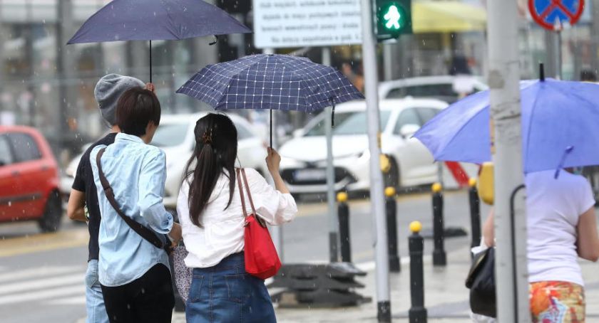 IMGW: sobota z temperaturami do 30 st. C; może jednak popadać i pojawią się burze; podobna pogoda w niedzielę