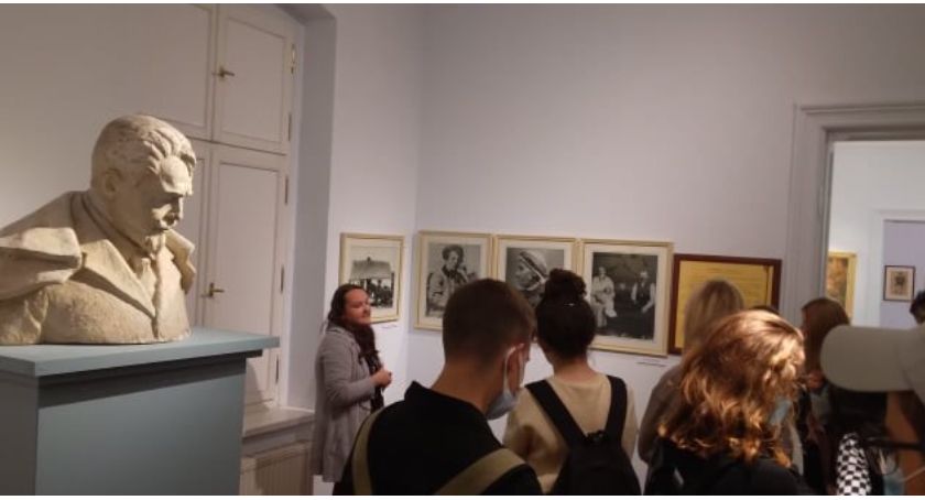 A może na randkę do muzeum?