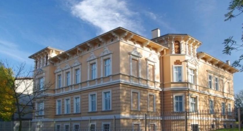 Twórcy ludowi w powiatowym muzeum