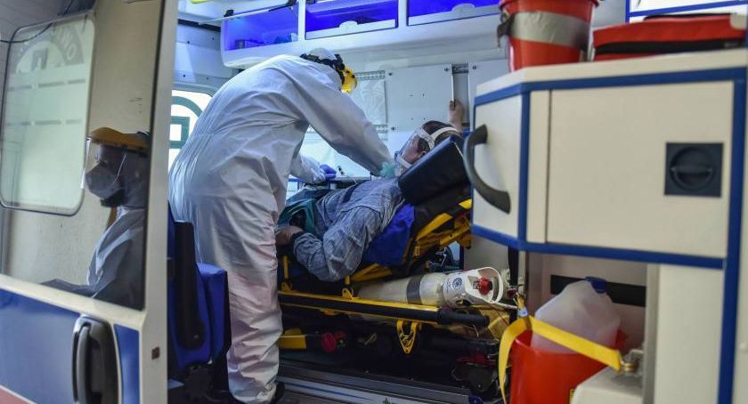 Ministerstwo Zdrowia: 2640 nowych zakażeń koronawirusem, zmarło 40 osób z COVID-19
