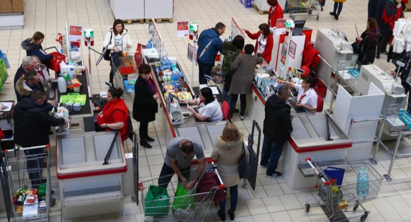 Od 1 lutego czasowo niższy VAT m.in. na żywność, nawozy i gaz