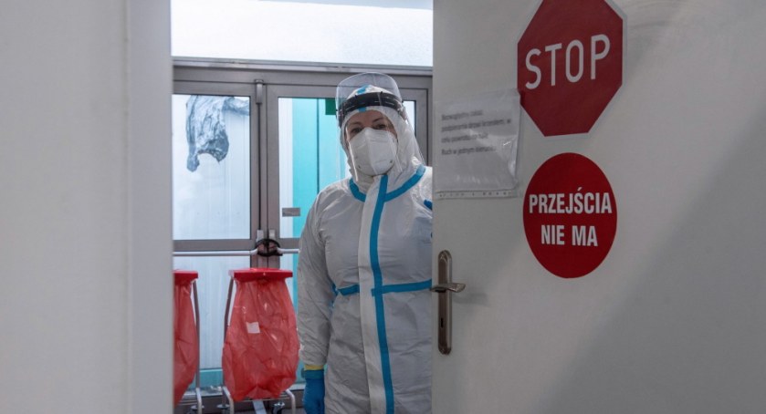 Ministerstwo Zdrowia: 12 695 nowych potwierdzonych zakażeń koronawirusem; zmarło 178 osób z COVID-19