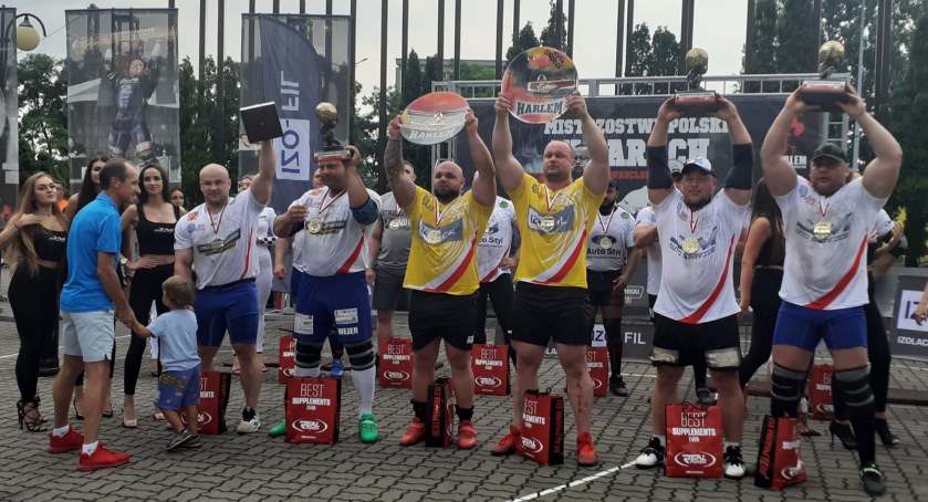 zdjęcie strongmani w Inowrocławiu