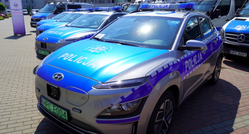zdjęcie KWP Bydgoszcz elektryczna e-Kona