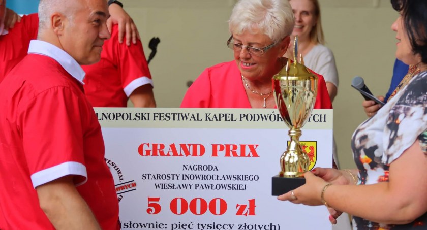 zdjęcie: Grand Prix Ogólnopolskiego Festiwalu Kapel Podwórkowych, fot. Starostwo Powiatowe