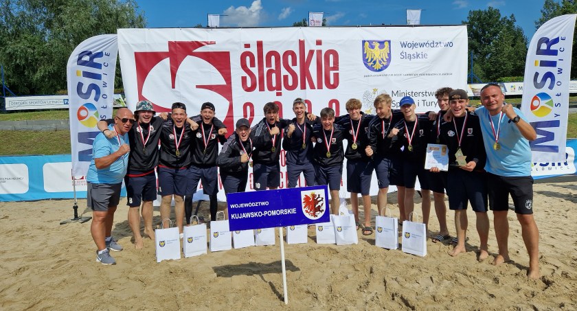 Piłka ręczna, Złoty medal Ogólnopolskiej Olimpiady Młodzieży Sportach Letnich Śląsk - zdjęcie, fotografia