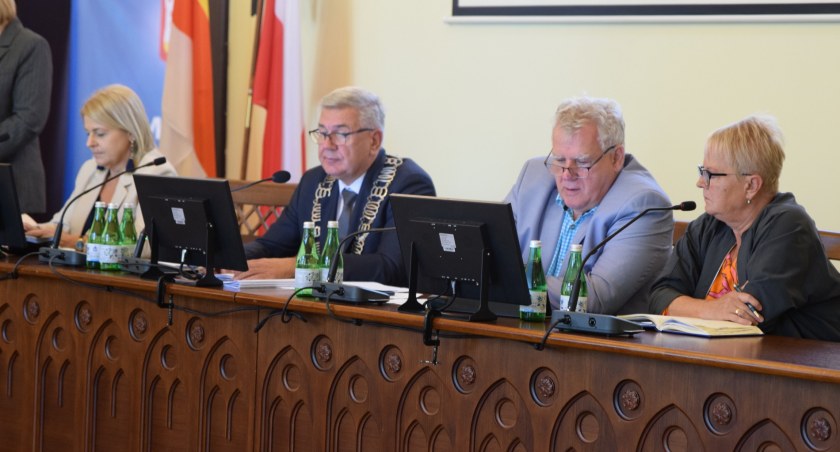 Samorząd, Wrześniowe obrady Miejskiej - zdjęcie, fotografia