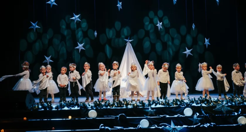 przedszkola, Wieczór Kolędowy Teatrze Miejskim - zdjęcie, fotografia