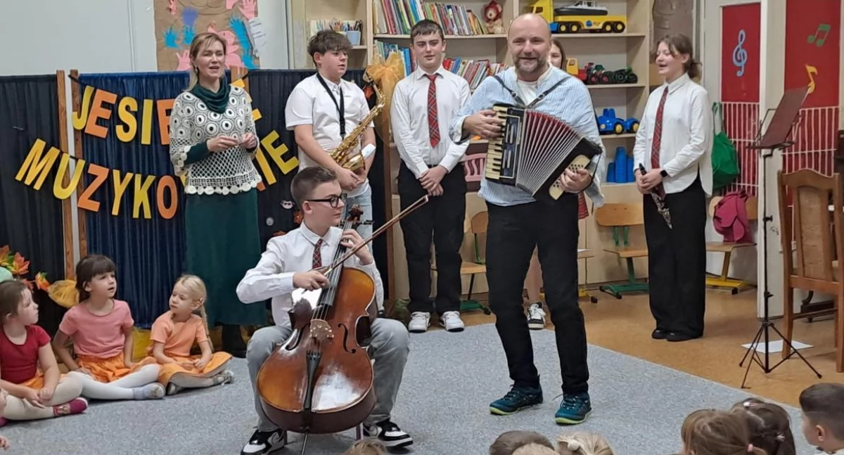 przedszkola, Jesienne muzykowanie Muzycznej Krainie - zdjęcie, fotografia