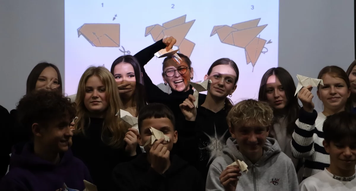 Spotkania, Ponad inowrocławian tworzyło instalację! - zdjęcie, fotografia