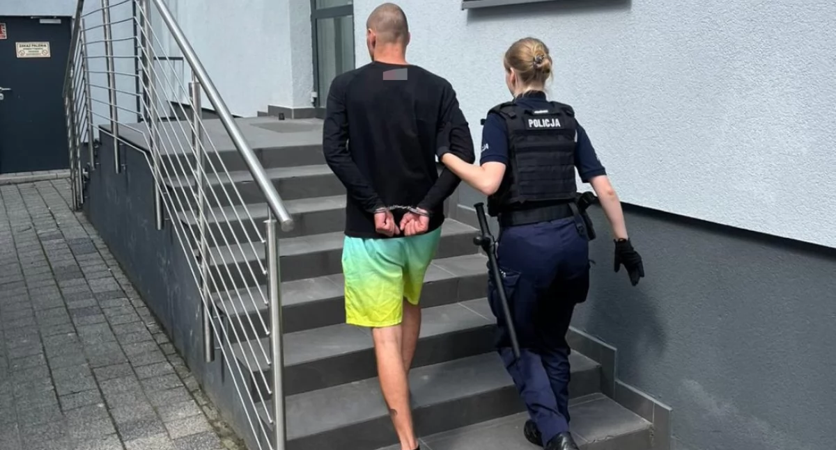 Sprawy kryminalne , podejrzani rozbój gminy Janikowo tymczasowo aresztowani - zdjęcie, fotografia