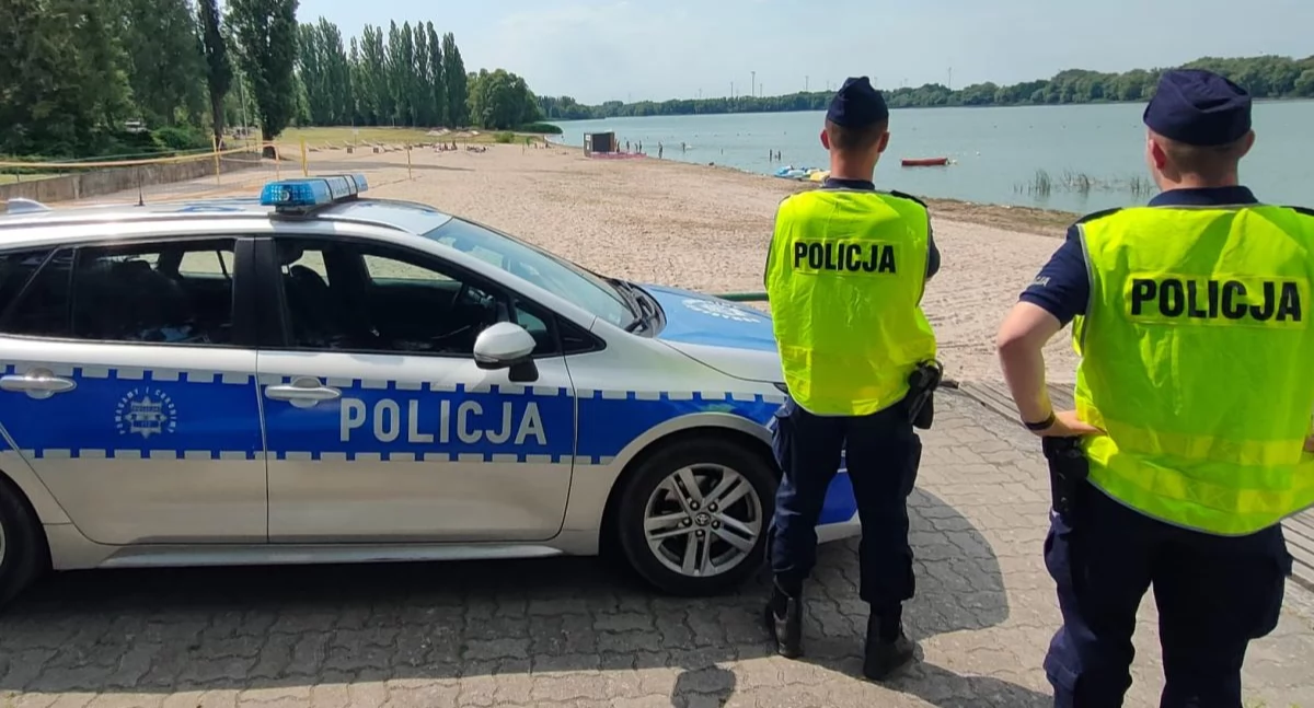 Komunikaty Policja, Bądź ostrożny wodą - zdjęcie, fotografia