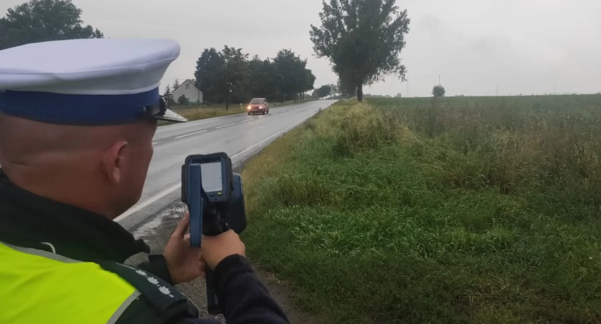 Wypadki drogowe , Policja drogach akcja - zdjęcie, fotografia