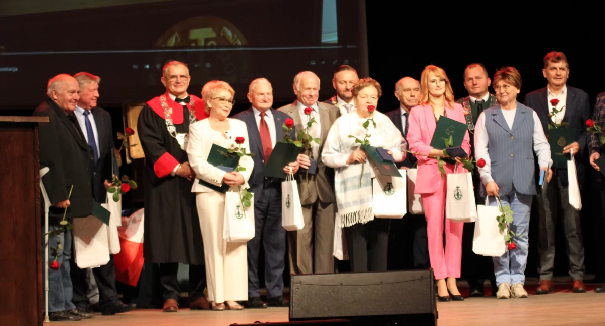Społeczeństwo2, Jubileusz lecia Cechu Rzemiosł Różnych Inowrocławiu - zdjęcie, fotografia