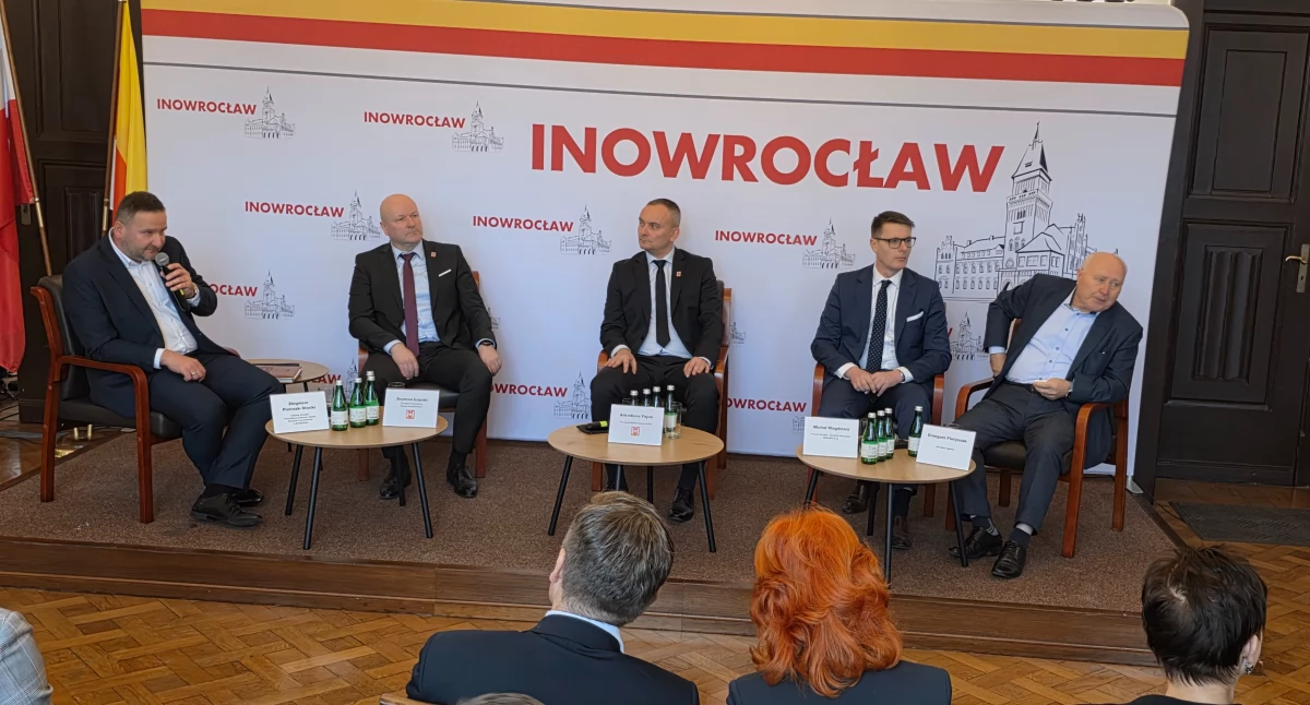 Gospodarka, Sesyjnej rozmawiali sytuacji Inofamy - zdjęcie, fotografia
