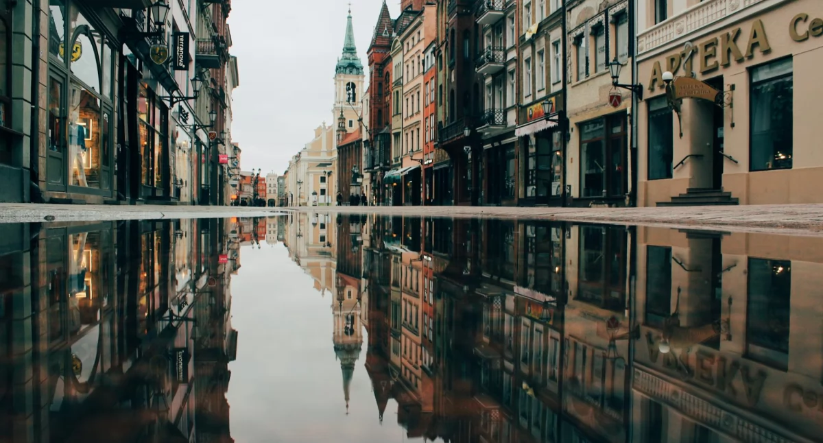 Społeczeństwo2, Apartament Toruń Stare Miasto nocleg miejscu gdzie historia spotyka nowoczesność - zdjęcie, fotografia