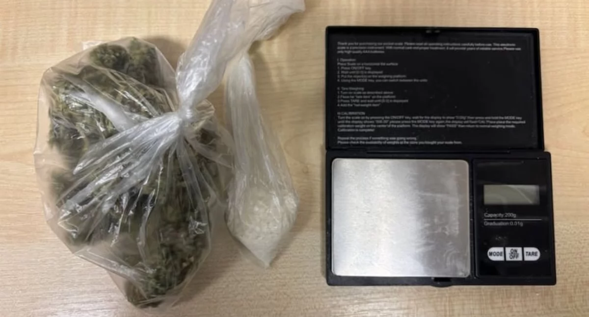 Sprawy kryminalne , latek ponownie zatrzymany narkotyki! Odpowie recydywie - zdjęcie, fotografia