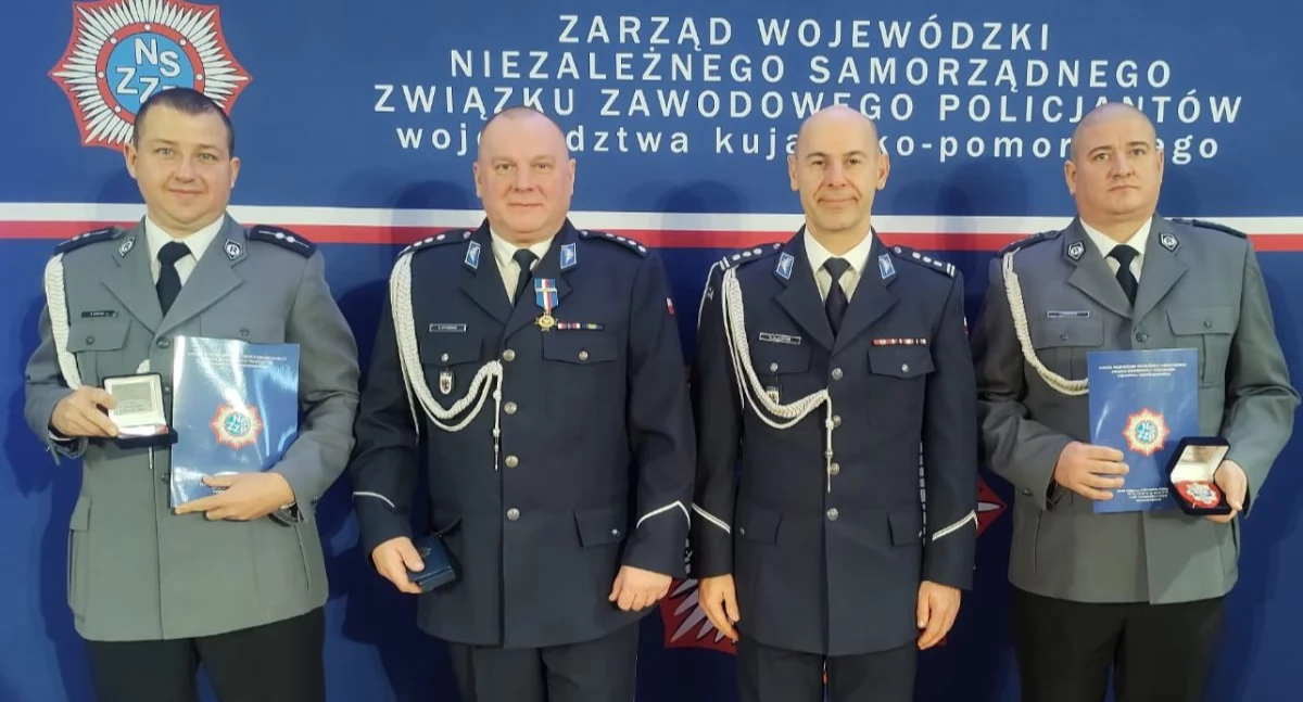 Komunikaty Policja, Kryształowe Serca policjantów Inowrocławia - zdjęcie, fotografia