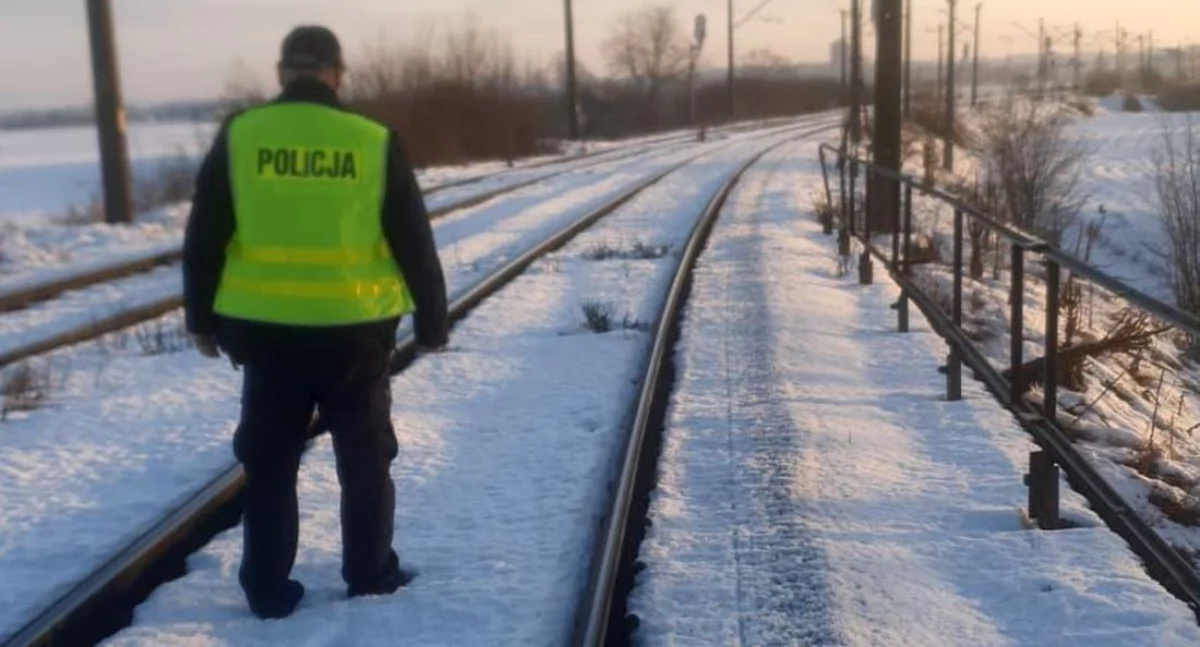 Komunikaty Policja, Dzielnicowi uczestniczą operacji - zdjęcie, fotografia