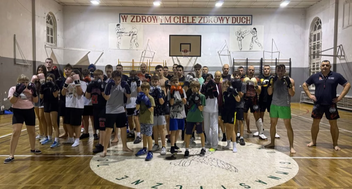 Sporty walki, Kickboxing nabór stycznia - zdjęcie, fotografia