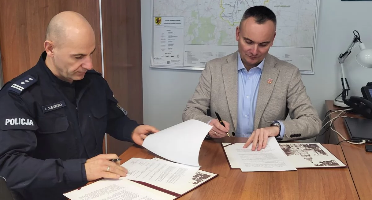 Komunikaty Policja, Dodatkowe służby policyjne Inowrocławiu - zdjęcie, fotografia