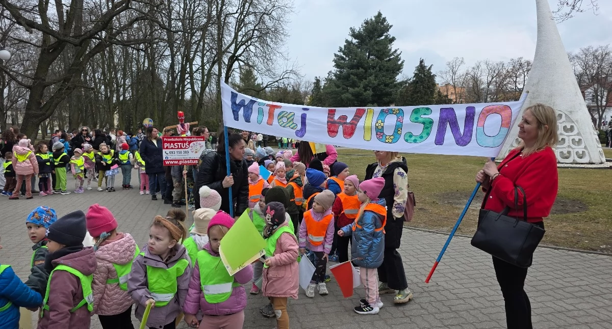 Festyny, Wiosenne odrodzenie Parku Solankowym - zdjęcie, fotografia