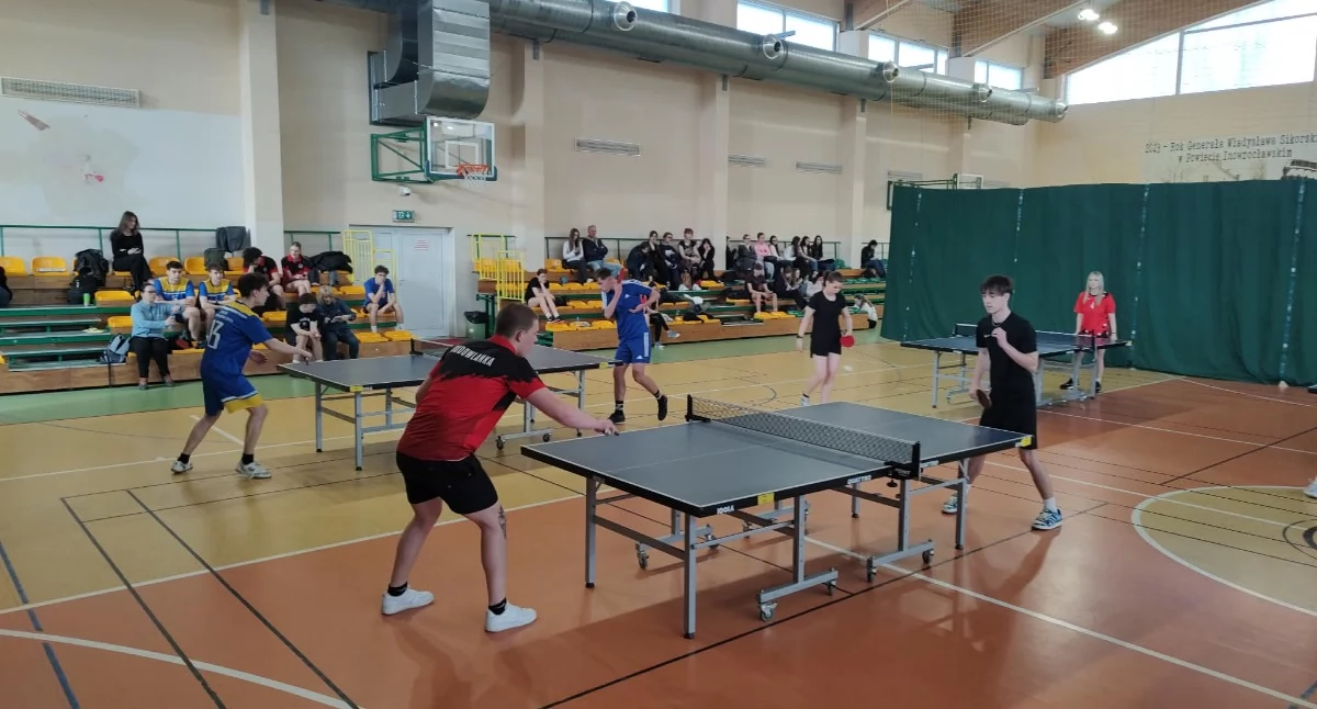 Tenis stołowy, Gotowalski Kwaśniewska szczycie! Emocjonujące mistrzostwa powiatu tenisie stołowym - zdjęcie, fotografia