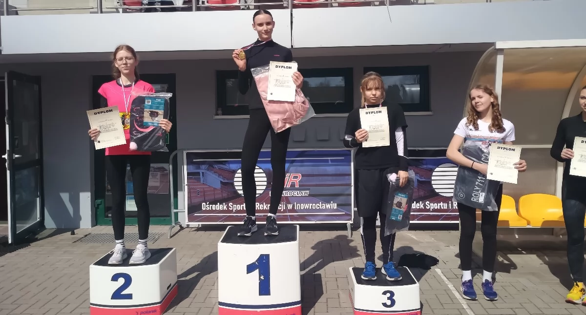 Biegi, Sport emocje młodzieńcza energia Wiosenne Biegi Przełajowe zachwyciły! - zdjęcie, fotografia