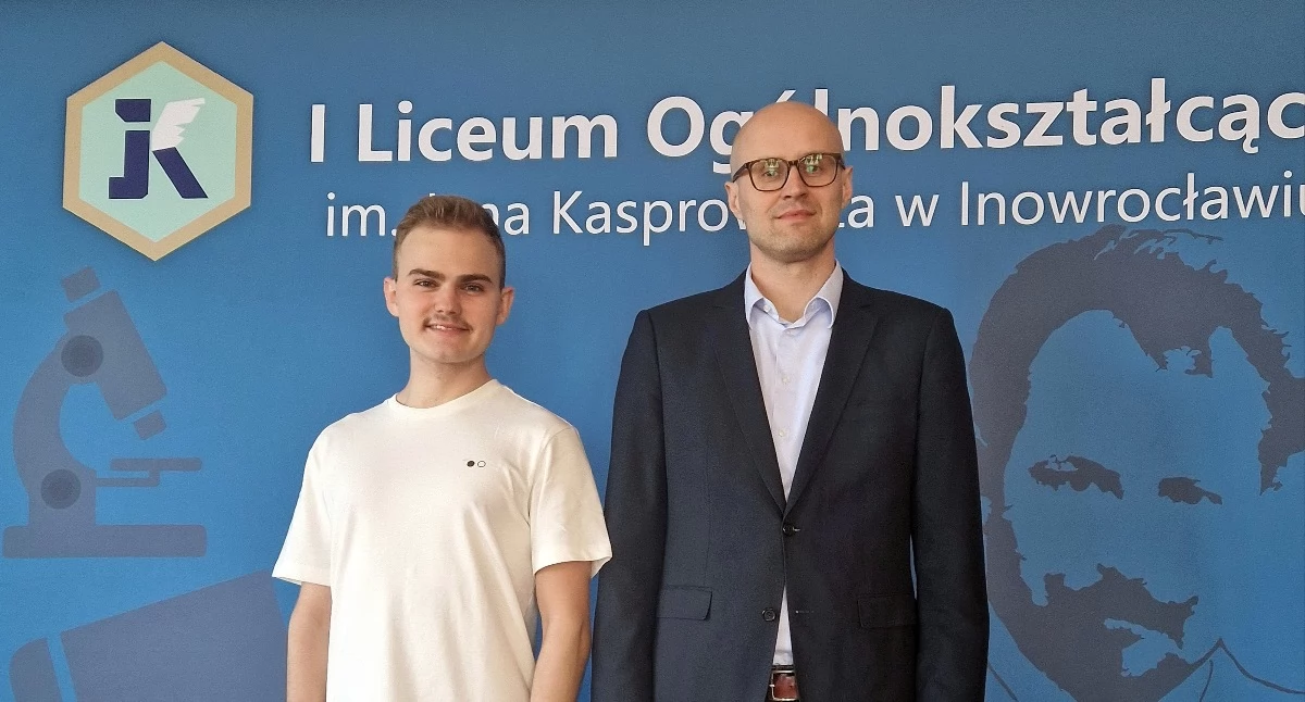 ponadgimnazjalne, Sukcesy olimpiadach rankingowych uczniów - zdjęcie, fotografia