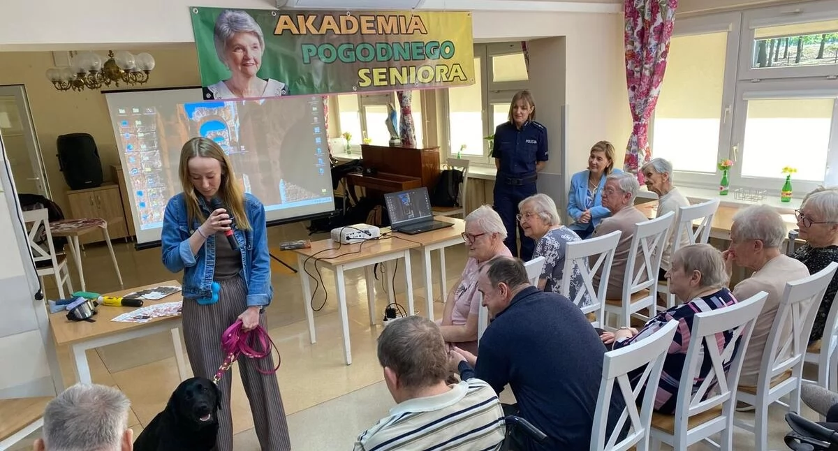 Komunikaty Policja, #ZnamTeNumery młodzież Seniorów - zdjęcie, fotografia