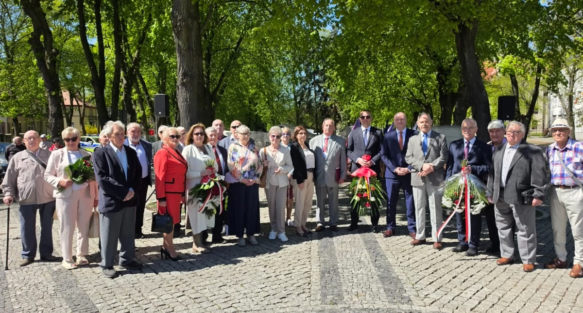 Społeczeństwo2, Uczcili święto pracy - zdjęcie, fotografia