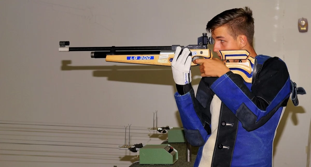 Społeczeństwo2, Bezpieczni skompletować pierwszy zestaw strzelca sportowego - zdjęcie, fotografia