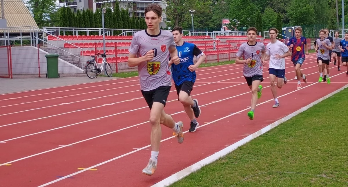 Lekkoatletyka, Lekkoatletyczne święto Stadionie Olimpijczyków! Emocje rekordy walka finał wojewódzki - zdjęcie, fotografia