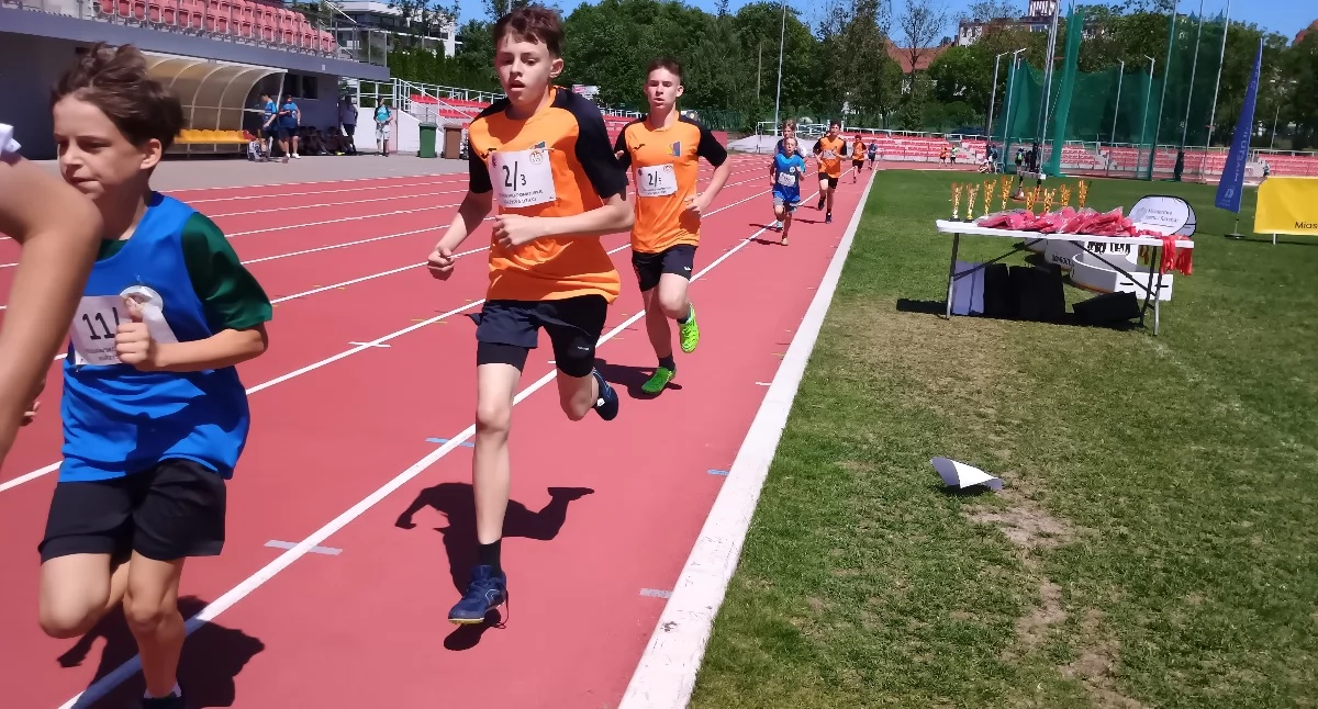 Lekkoatletyka, Życiówki szczęścia! Czwórbój lekkoatletyczny rozgrzał Stadion Olimpijczyków - zdjęcie, fotografia