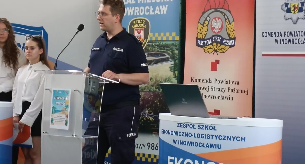 ponadgimnazjalne, Bezpieczne wakacje Ekonomikiem Wyjątkowe spotkanie profilaktyczne szkole - zdjęcie, fotografia