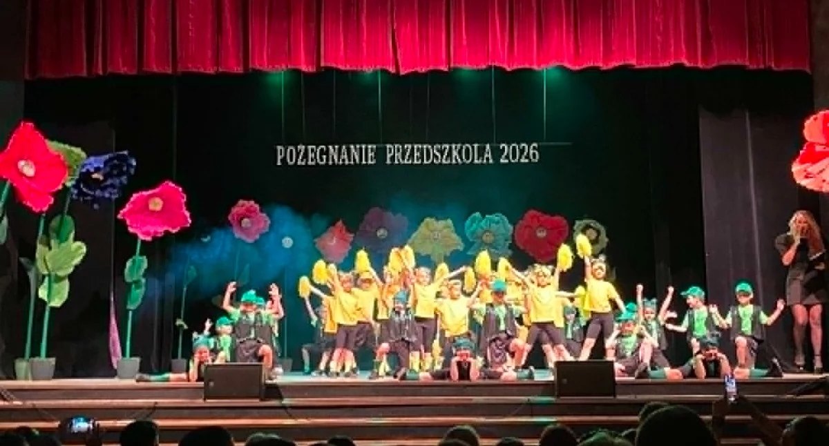 przedszkola, Pożegnanie przedszkolaków Muzycznej Krainy Emocjami dzielimy tańcem wyrazimy - zdjęcie, fotografia