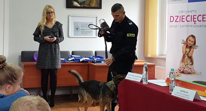 Inauguracja Uniwersytetu Dziecięcego z policjantami