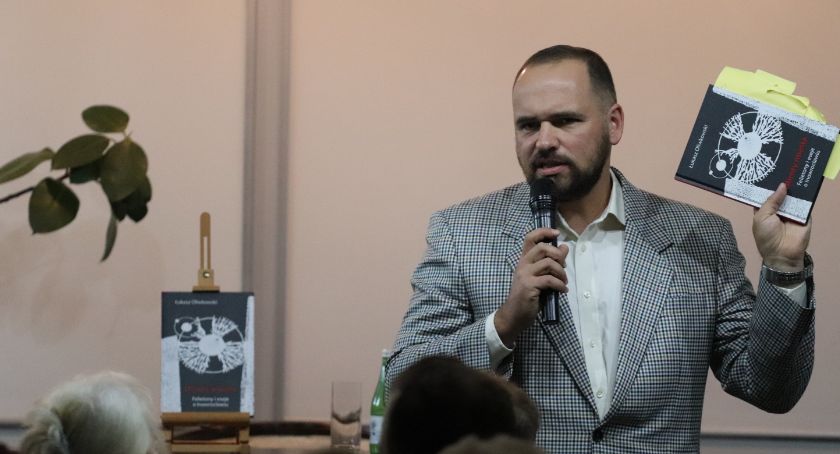 Spotkanie autorskie z Łukaszem Oliwkowskim