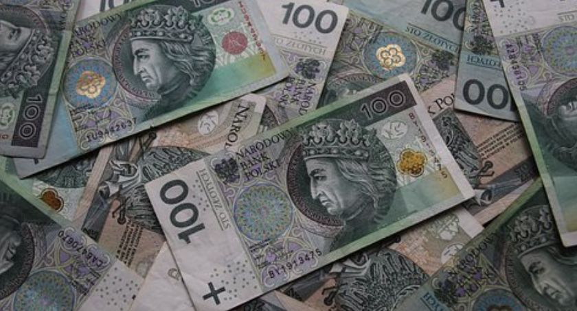 Kwietniowy bonus dla emerytów i rencistów