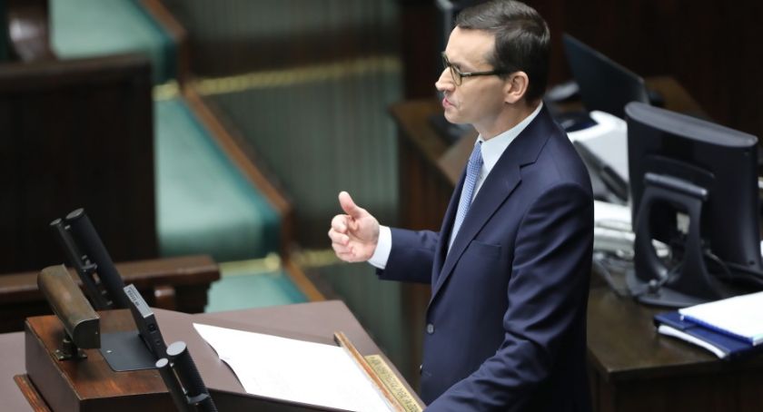 Premier: spodziewamy się, że szczyt zachorowań jest przed nami - gdzieś w maju, czerwcu