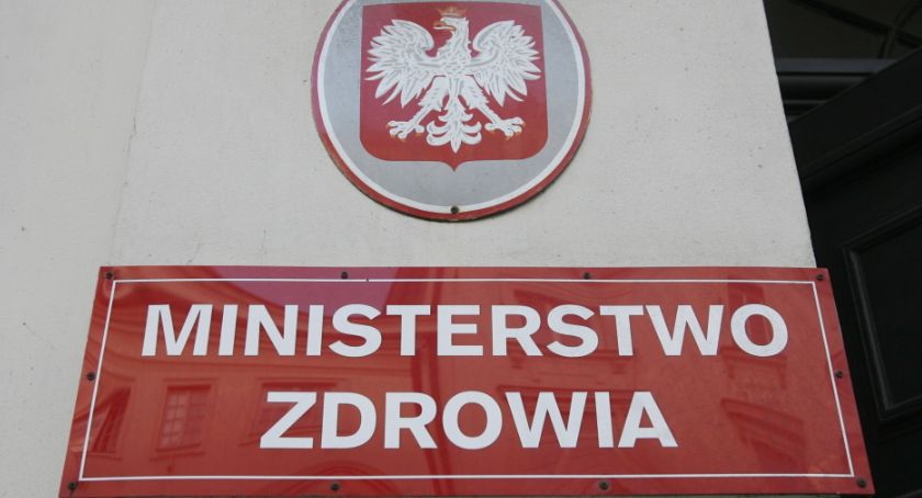 MZ: 206 nowych przypadków zakażeń koronawirusem; zmarło pięć kolejnych osób