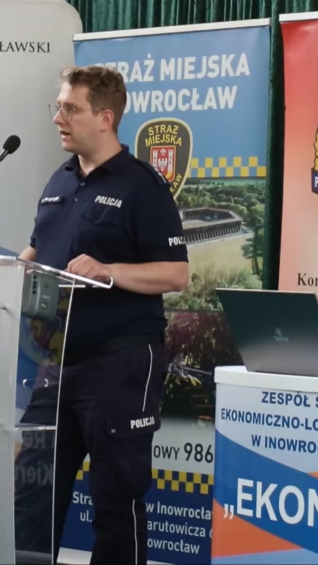 Bezpieczne wakacje z Ekonomikiem. Wyjątkowe spotkanie profilaktyczne w szkole