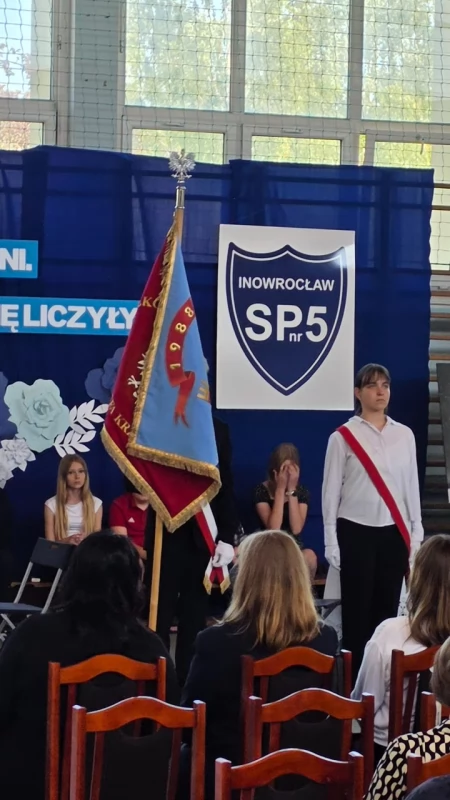 Wyjątkowy dzień inowrocławskich ósmoklasistów. Absolwenci szkół podstawowych odebrali świadectwa!