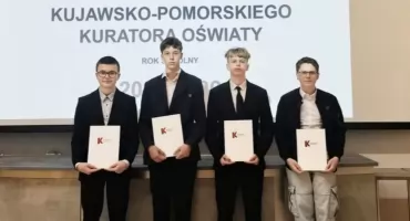 Czterech uczniów SP nr 5 na Gali Laureatów w Bydgoszczy