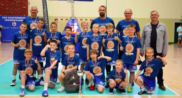 QEMETICA KASPER CUP DLA KASPROWICZA! Wielki triumf młodych koszykarzy w Inowrocławiu